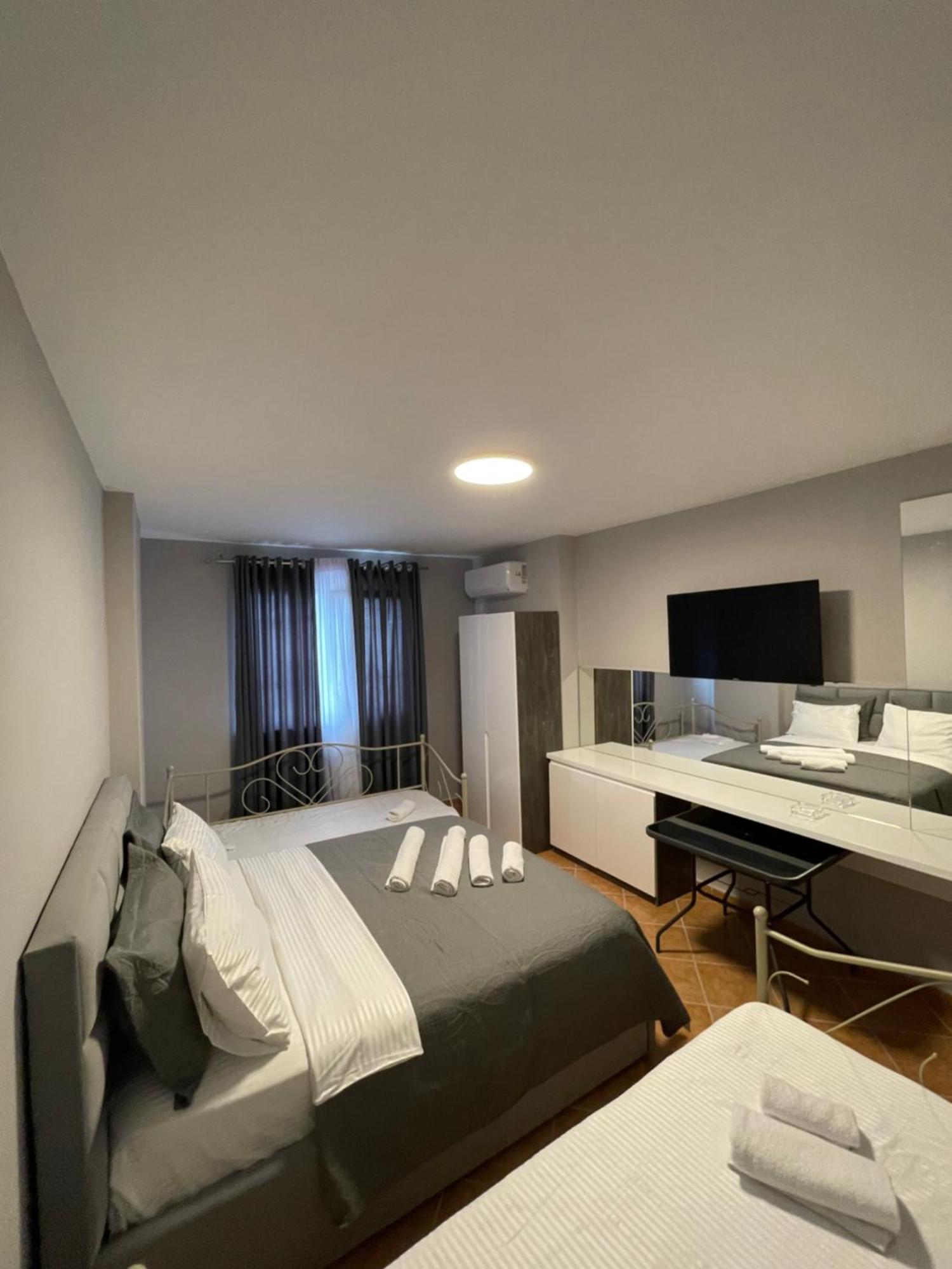 Apartament Raci Shëngjin Eksteriør billede